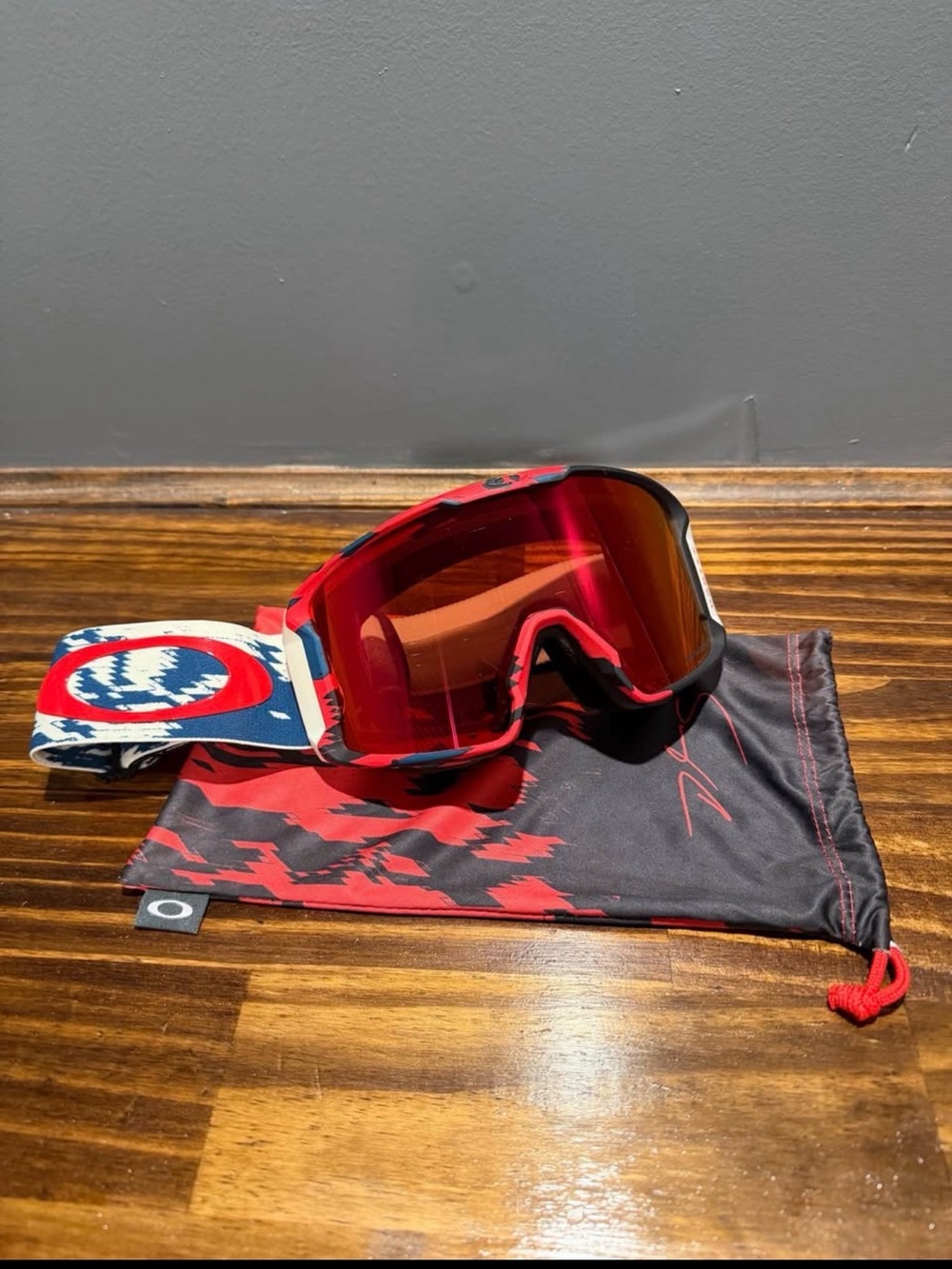 Oakley Line Miner Sammy Carlson Limited Edition Ski/Snowboard Goggles